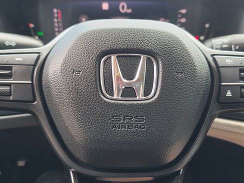 Used 2023 Honda Accord LX image 30