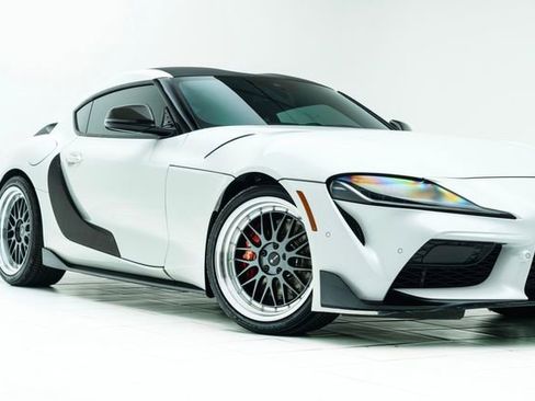 Used 2020 Toyota Supra image 3