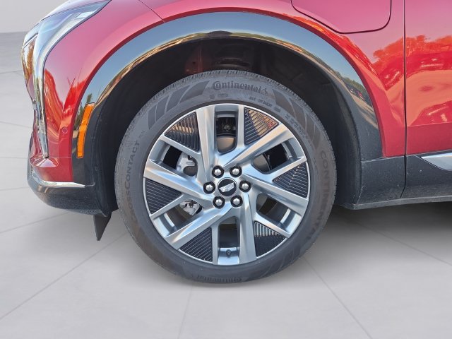 Used 2025 Cadillac Optiq Luxury 1 w/ LPO, Floor Liner Package AWD/4WD image 9