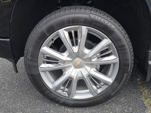 New 2026 Chevrolet Silverado 1500 High Country AWD/4WD image 29