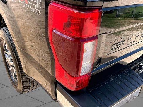Certified 2022 Ford F250 Lariat w/ Lariat Ultimate Package AWD/4WD image 28