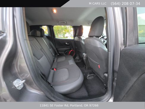 Used 2017 Jeep Renegade Trailhawk AWD/4WD image 12