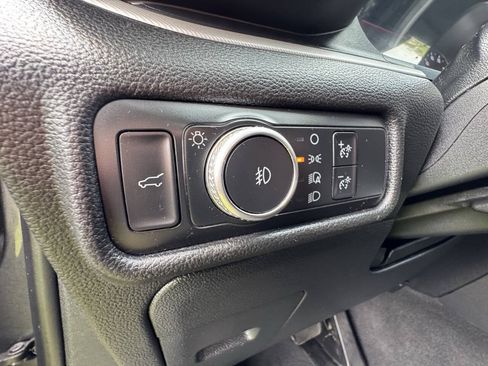 Used 2020 Ford Explorer XLT w/ Equipment Group 202A RWD image 29