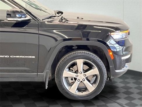 Used 2021 Jeep Grand Cherokee L Limited w/ MOPAR Finishing Package image 37