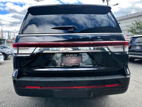 Used 2023 Lincoln Navigator L Reserve AWD/4WD image 4