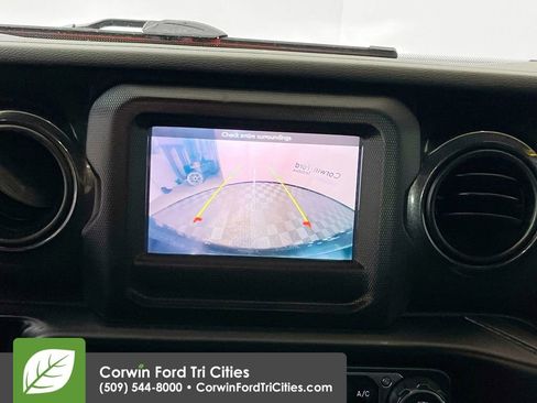 Used 2020 Jeep Wrangler Unlimited Sport AWD/4WD image 19