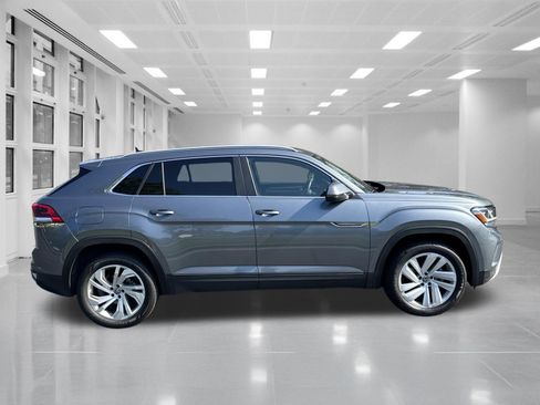 Used 2020 Volkswagen Atlas Cross Sport SEL AWD/4WD image 4