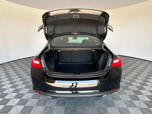Used 2020 Chevrolet Malibu RS FWD image 23
