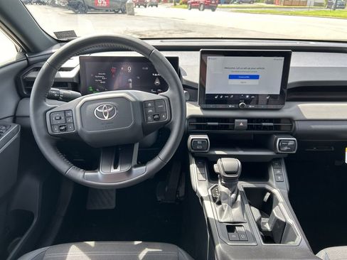 New 2026 Toyota RAV4 SE AWD/4WD image 18
