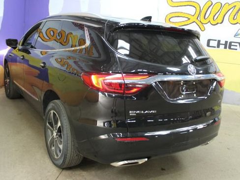 Used 2021 Buick Enclave Essence w/ Sport Touring Edition AWD/4WD image 6