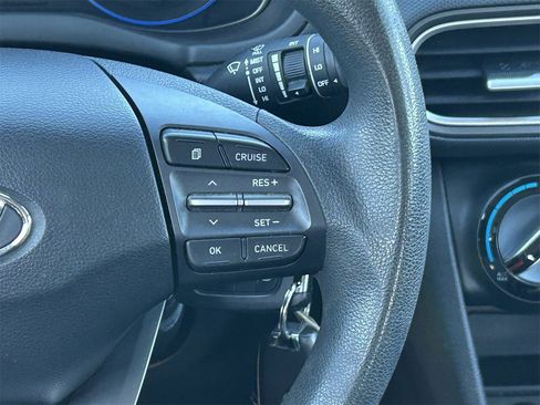 Used 2021 Hyundai Kona SE image 20