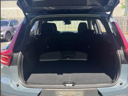 Used 2023 Volvo XC40 B5 Plus w/ Climate Package AWD/4WD image 12