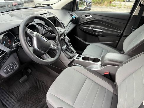 Used 2016 Ford Escape SE w/ Equipment Group 201A AWD/4WD image 15