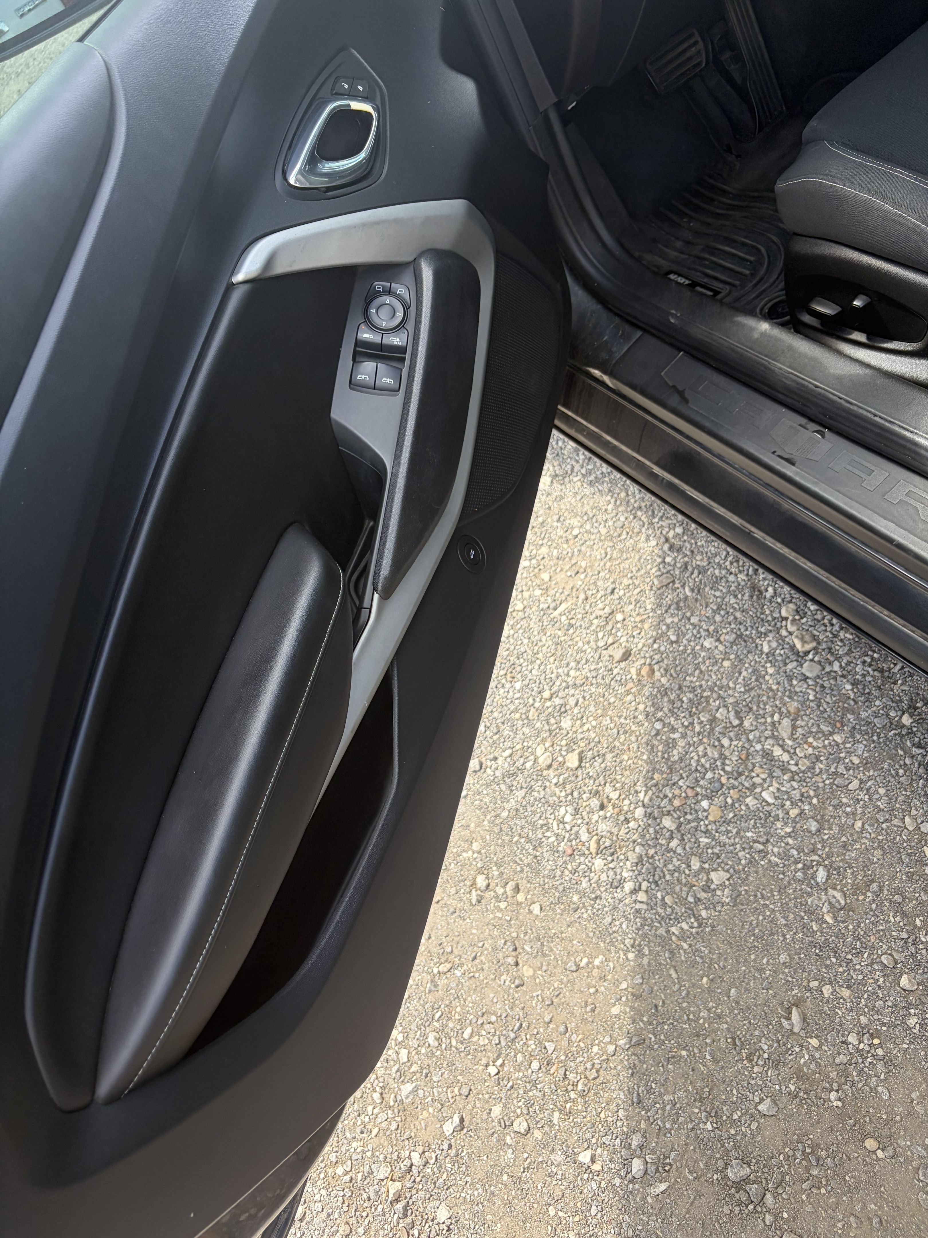 Used 2017 Chevrolet Camaro LT w/ RS Package RWD image 10
