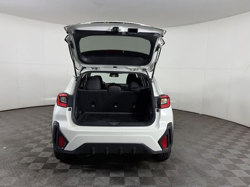 Used 2024 Subaru Crosstrek 2.0i Premium image 18