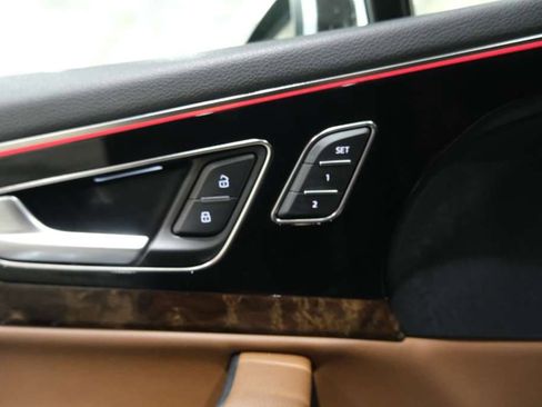 Used 2017 Audi Q7 3.0T Prestige image 19