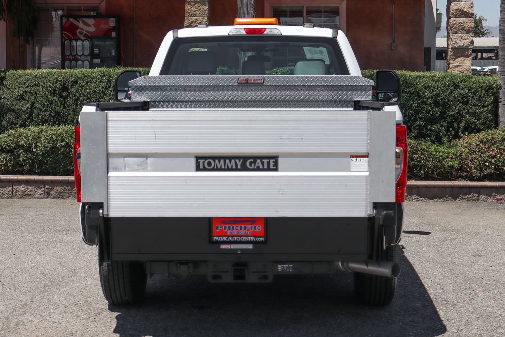 Used 2021 Ford F250 XL w/ Power Equipment Group RWD image 7