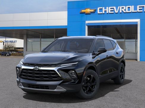 New 2023 Chevrolet Blazer LT w/ Midnight/Sport Edition image 6