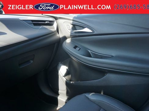Used 2024 Buick Encore GX Preferred FWD image 29