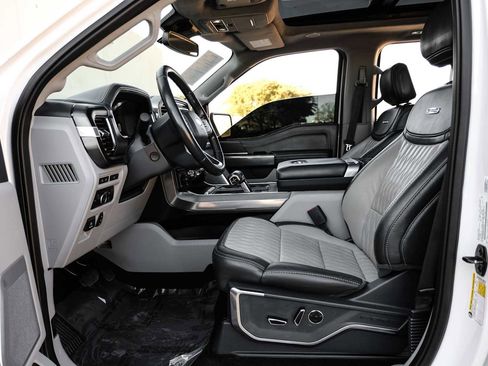 Used 2021 Ford F150 Limited image 4