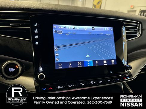 Used 2024 Jeep Wagoneer Series II image 6