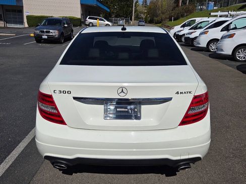 Used 2012 Mercedes-Benz C 300 4MATIC Sedan image 6