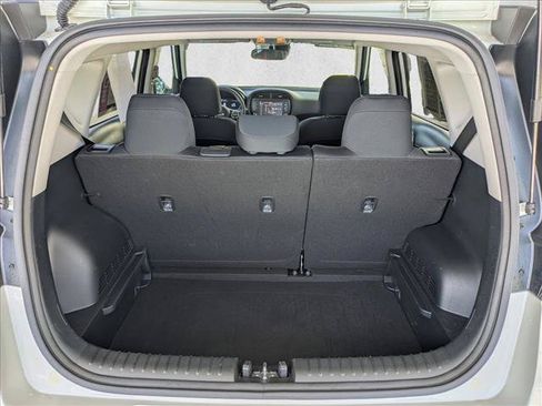 Used 2025 Kia Soul LX w/ LX Technology Package FWD image 6