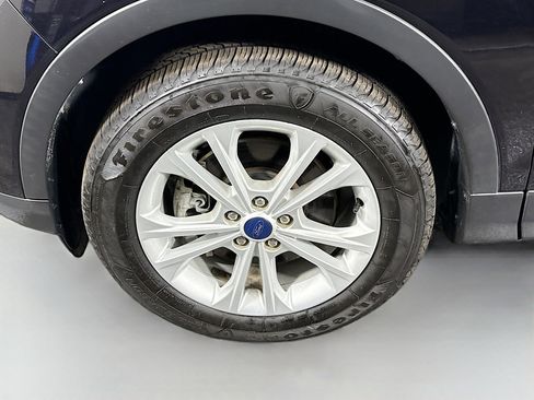 Used 2019 Ford Escape SEL image 38