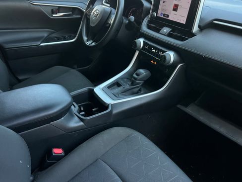 Used 2023 Toyota RAV4 XLE FWD image 17