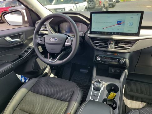 New 2026 Ford Escape SE FWD image 13