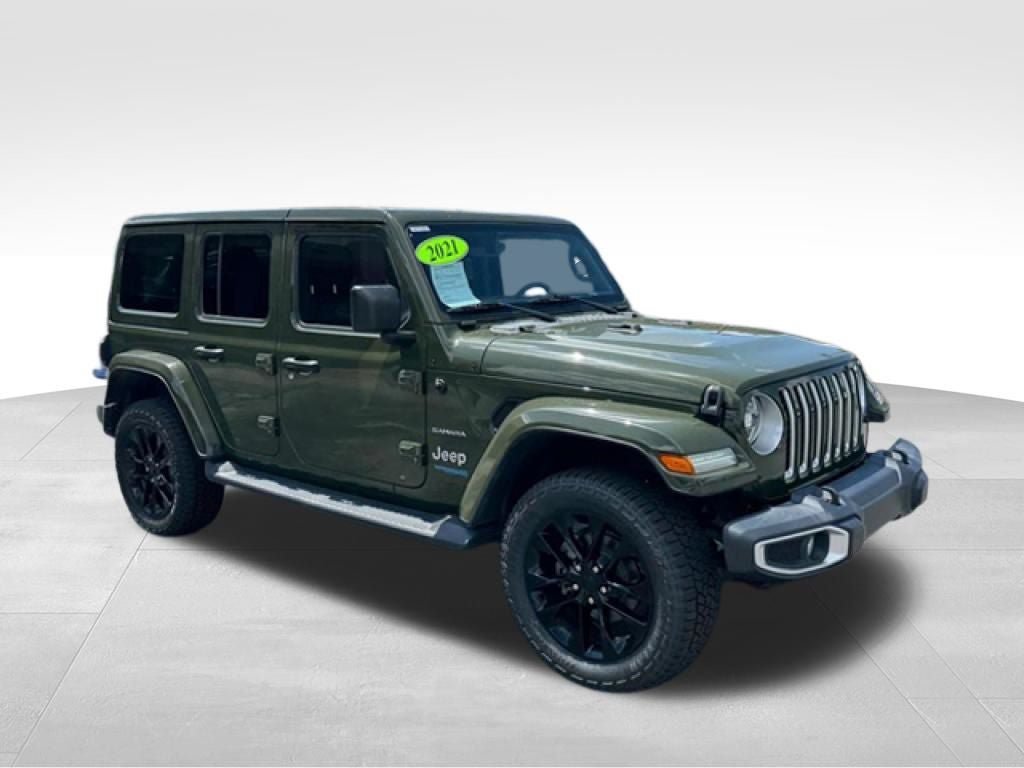 Used 2021 Jeep Wrangler Unlimited Sahara w/ Cold Weather Group AWD/4WD image 10