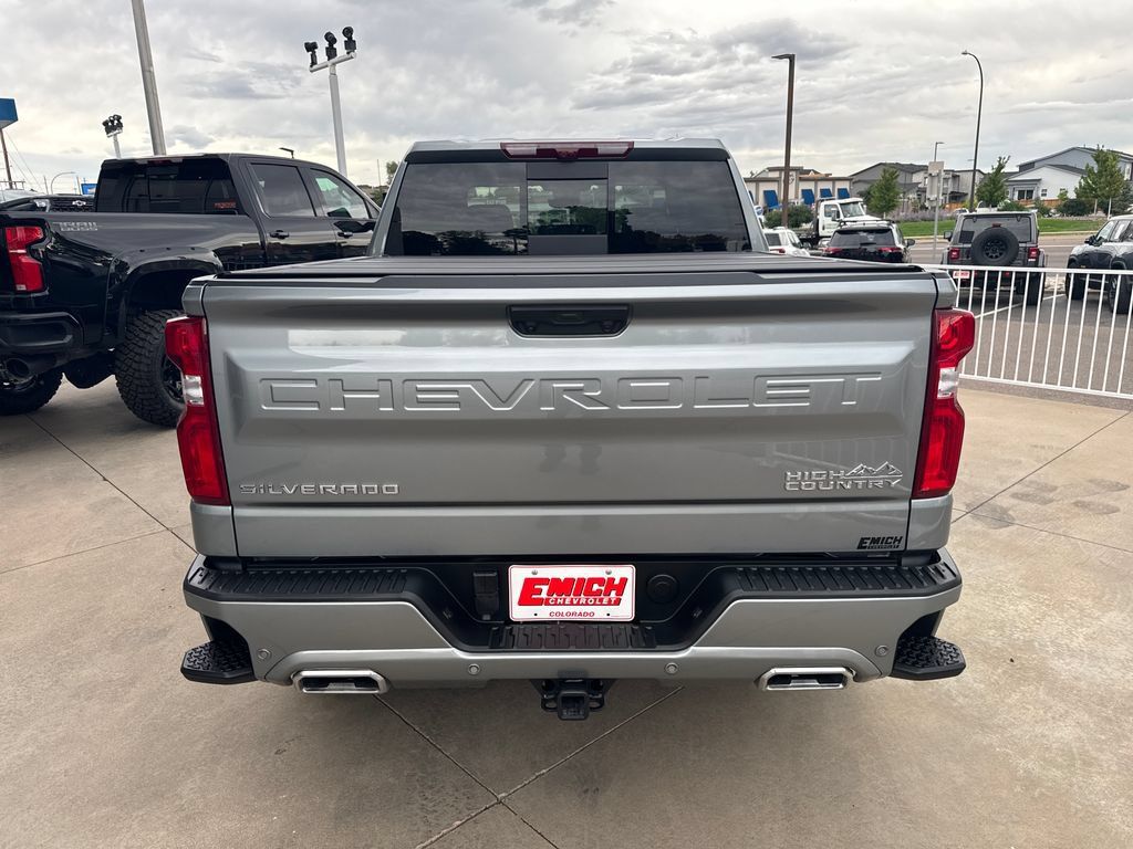 Used 2026 Chevrolet Silverado 1500 High Country w/ Technology Package AWD/4WD image 4