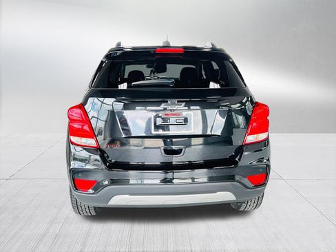 Used 2020 Chevrolet Trax LT w/ Redline Edition FWD image 7