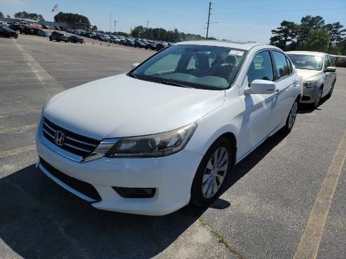 Used 2015 Honda Accord EX image 3