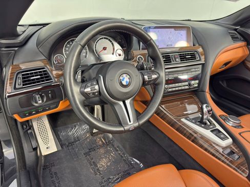 Used 2017 BMW M6 Convertible image 12