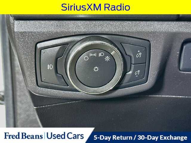 Used 2016 Ford Fusion SE FWD image 13