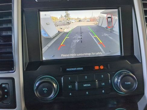 Used 2021 Ford F250 Lariat w/ Tremor Off-Road Package image 15