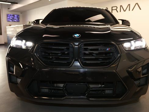 Used 2025 BMW X6 M Competition w/ Executive Package image 2