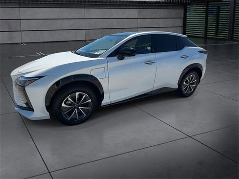 Certified 2024 Lexus RZ 300e Premium w/ Cold Area Package image 4