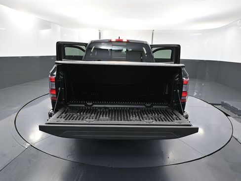 Used 2023 Nissan Frontier PRO-4X w/ Tow Package AWD/4WD image 32
