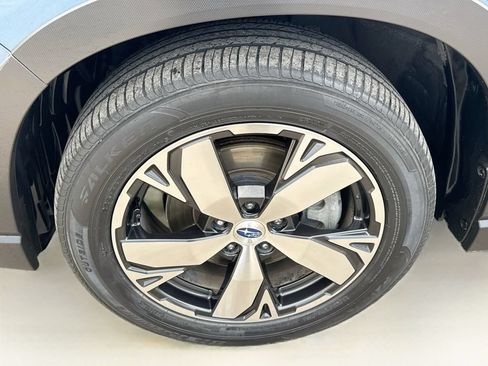 Used 2020 Subaru Forester Touring w/ Popular Package #2 AWD/4WD image 41
