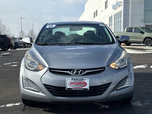 Used 2015 Hyundai Elantra SE w/ Option Group 02 image 4