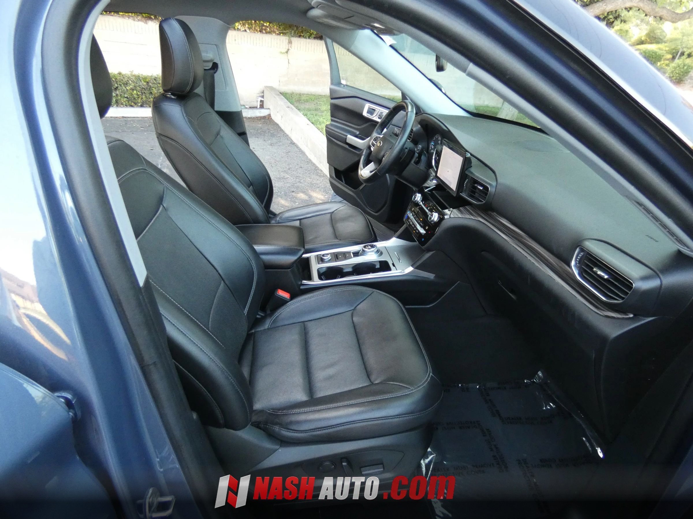 Used 2021 Ford Explorer Limited AWD/4WD image 27