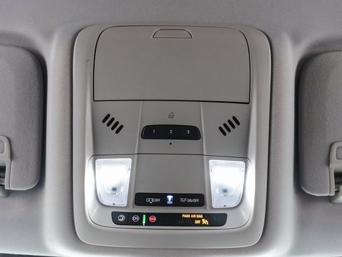 Used 2024 Chevrolet Blazer LT w/ Convenience Package image 18