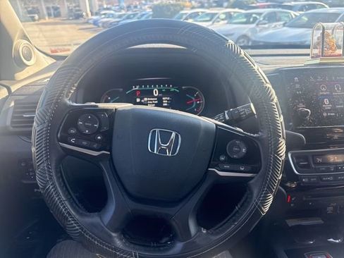 Used 2020 Honda Pilot Elite image 11