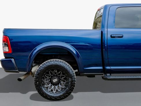Used 2024 RAM 2500 Big Horn w/ Night Edition image 7