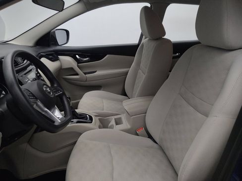 Used 2018 Nissan Rogue Sport SV image 17