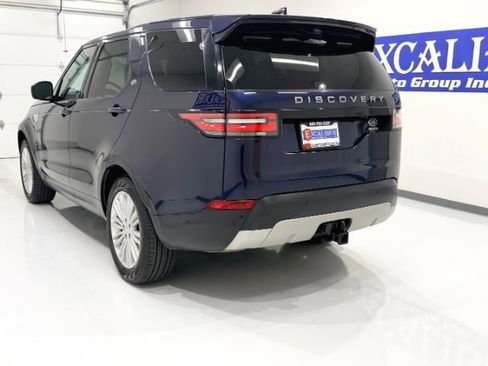 Used 2017 Land Rover Discovery HSE AWD/4WD image 6