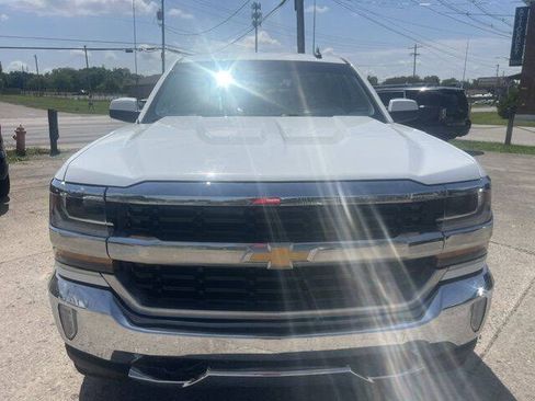 Used 2017 Chevrolet Silverado 1500 LT w/ All Star Edition AWD/4WD image 2