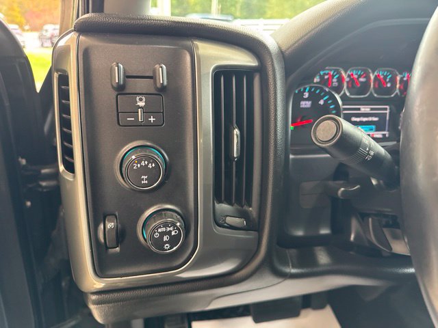 Used 2018 Chevrolet Silverado 2500 LT w/ All Star Edition AWD/4WD image 16